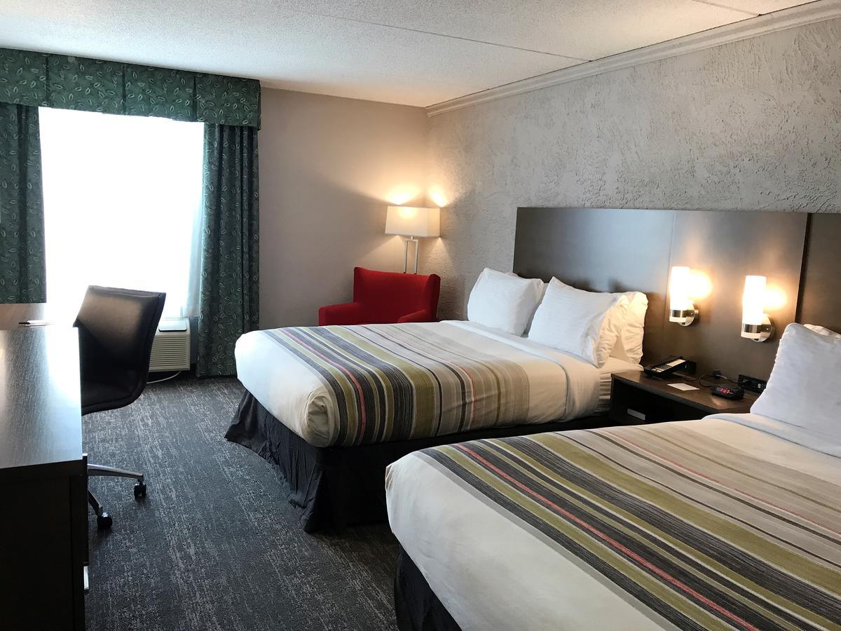 Country & By Radisson, Mt Pleasant-racine West, Wi