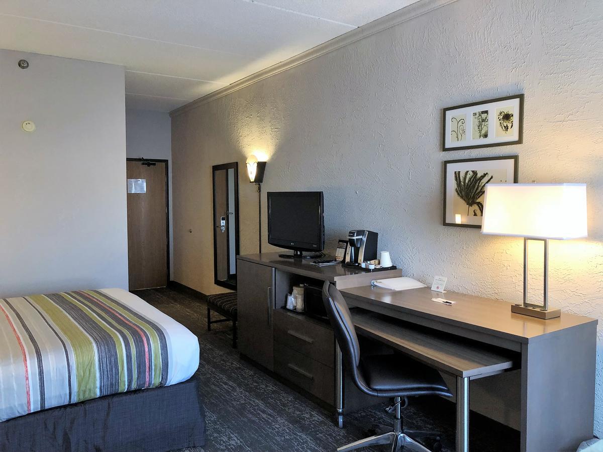 Country & By Radisson, Mt Pleasant-racine West, Wi Hotel Sturtevant